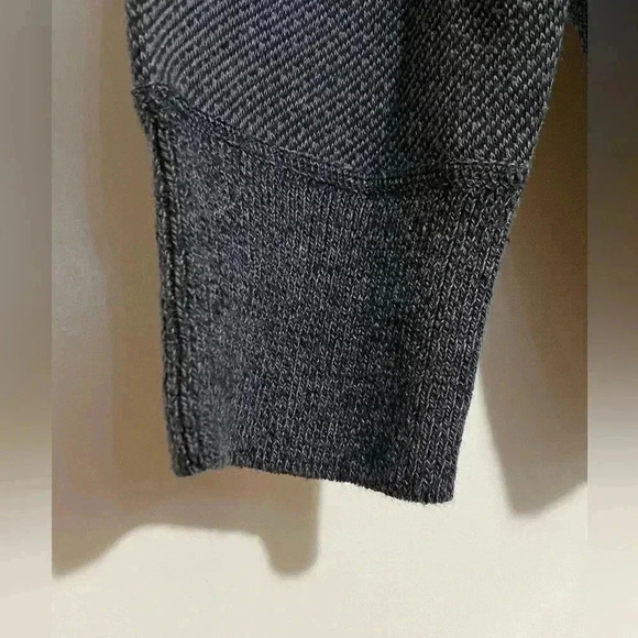 Robert Graham men dark  gray long sleeves collar 1/4 zip pullover sweater size M - Picture 4 of 12